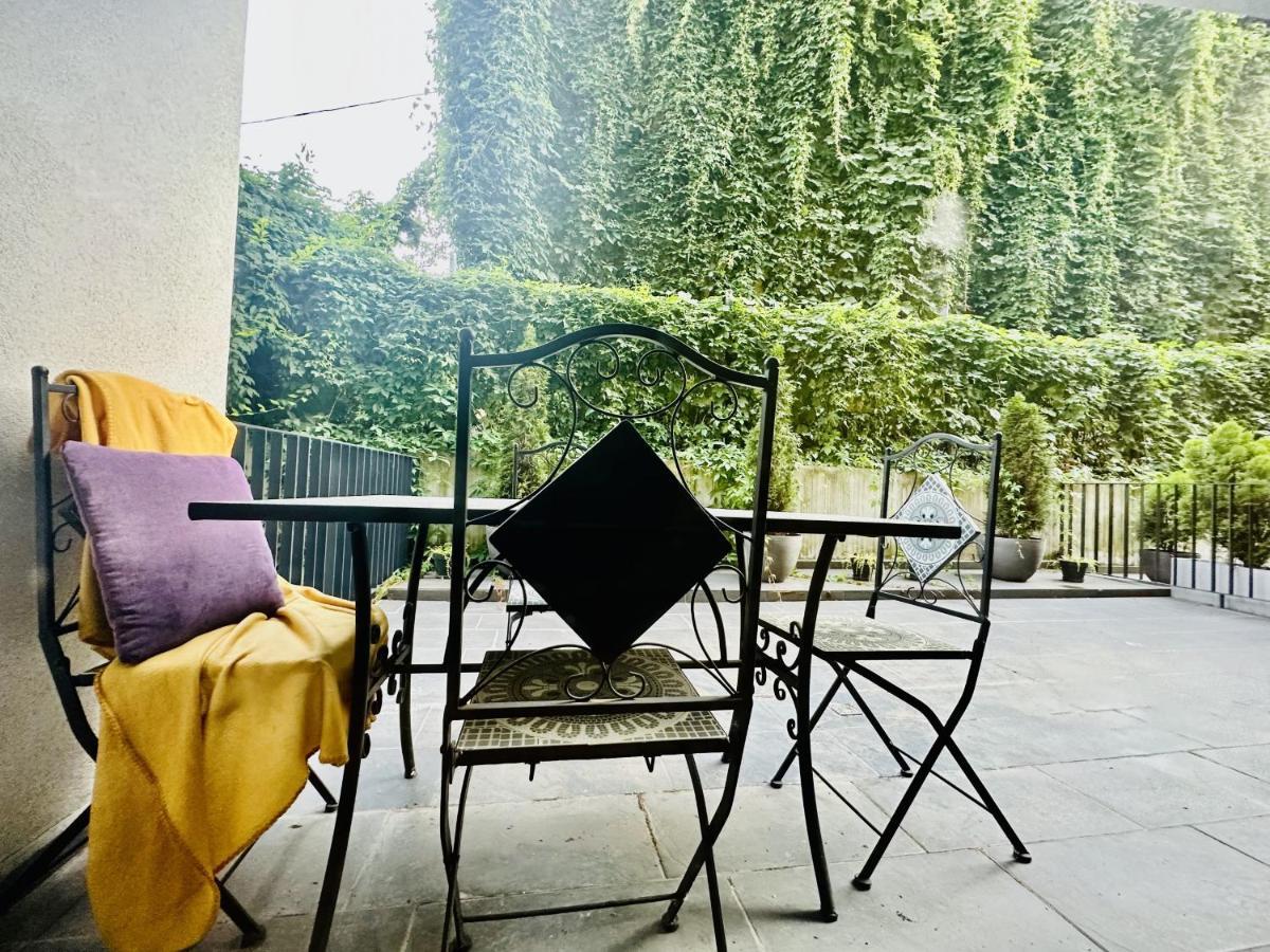 Palfi Apartment With Garden & Parking Kolozsvár Kültér fotó